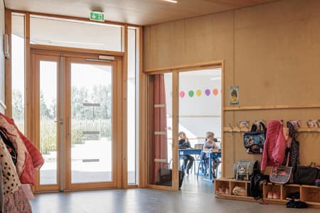 Claudine Hermann School 